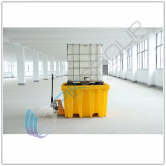 Tankvana za IBC kontejner na viljuškaru 