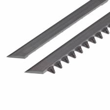 Krupni plan muske i zenske industrijske gumene ivice debljine 23mm za otirace Master Flex