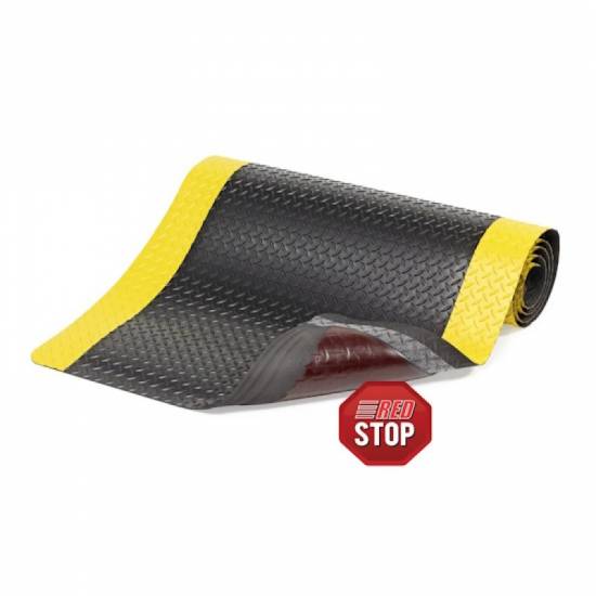 Industrijska rolna sa delimicno odmotanom crvenom Red Stop protivkliznom poledjinom