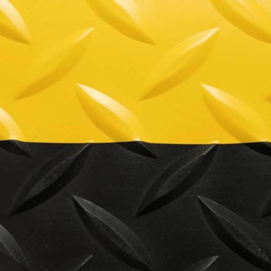 Krupni plan i detaljan zoom gornjeg PVC gazišta debljine 4,7mm sa dijamantskom sarom