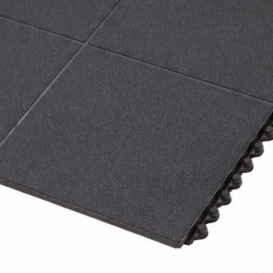 Tehnicka gumena puzzle ploca debljine 19mm sa vidljivim integrisanim konektorima za spajanje