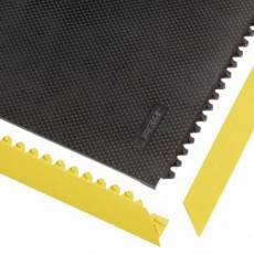 Detalj ugla modularne Slabmat podloge debljine 13mm sa odvojenim žutim bezbednosnim ivicama
