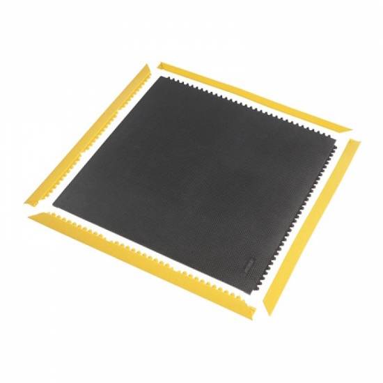 Prikaz cele modularne jedinice Slabmat dimenzija 91x91cm sa odvojenim žutim pristupnim rampama