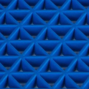 Prvi prikaz iz ugla fabričke rolne plave drenažne podloge Lite Economic debljine 5mm