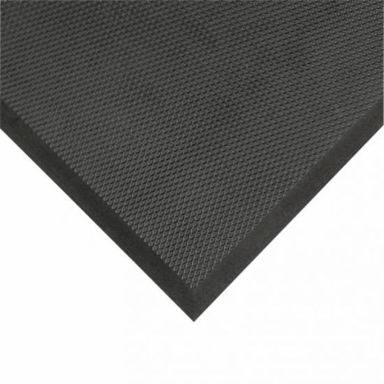 Krupni plan ugla i integrisanih kosih ivica protiv saplitanja na prostirci Posture Mat
