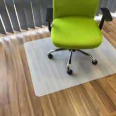 Podloga za stolice štiti tvrde podove od oštećenja u kancelarijama i drugim radnim prostorima.