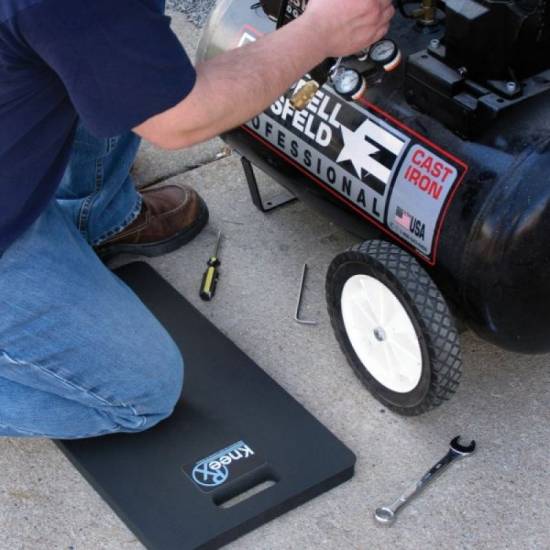 KneeRx Heavy Duty ergonomska podloga u upotrebi