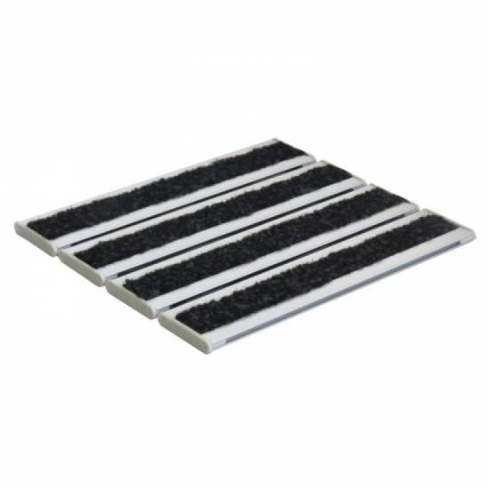 Ugradni aluminijumski otirač sa lamelicama Ugradni aluminijumski otirač sa lamelicama