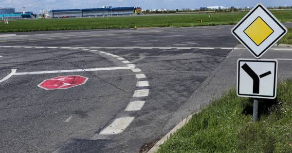 vertikalna i horizontalna signalizacija