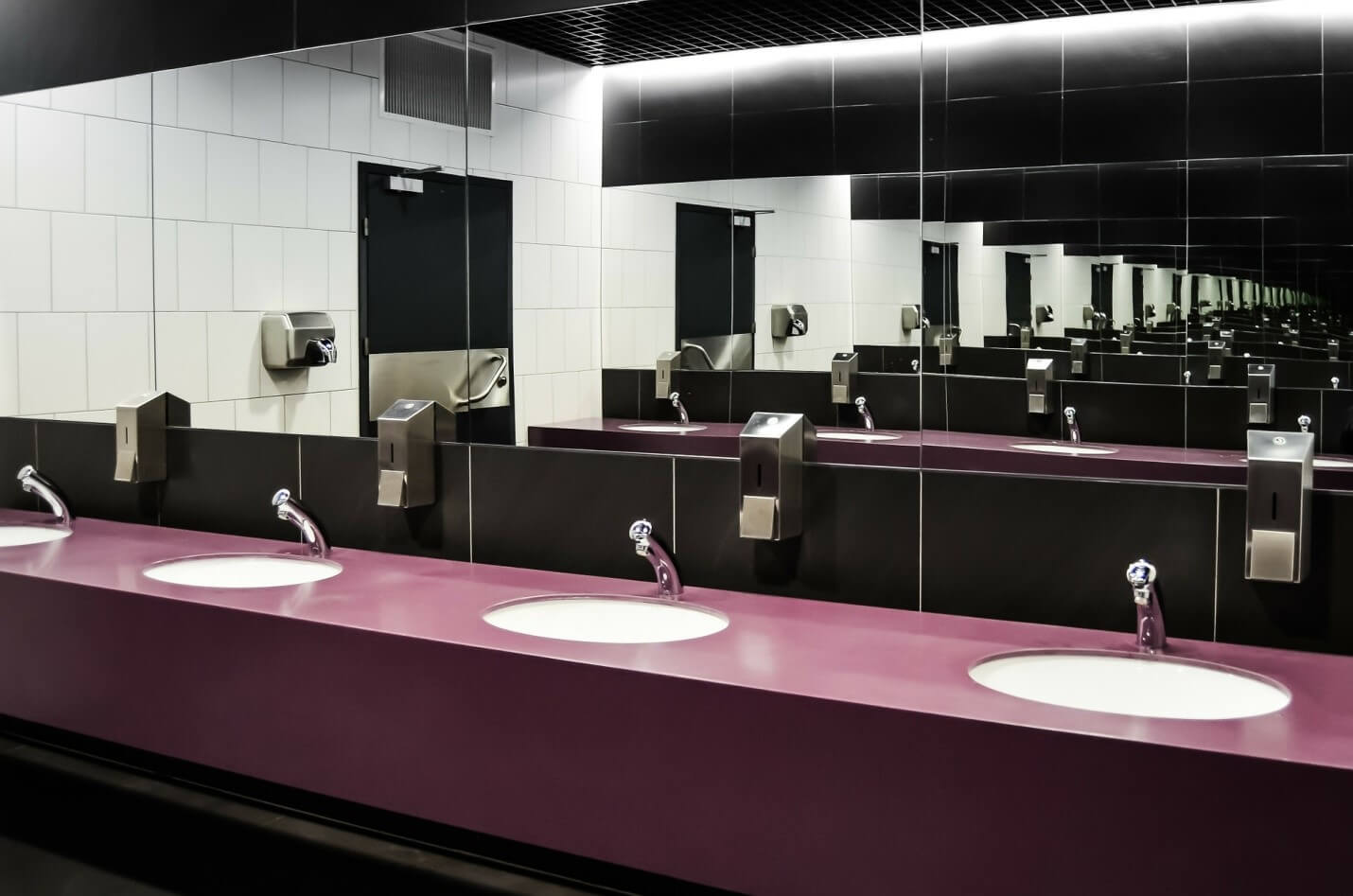 Pri uređenju ambijenta toaleta treba voditi računa o svim detaljima